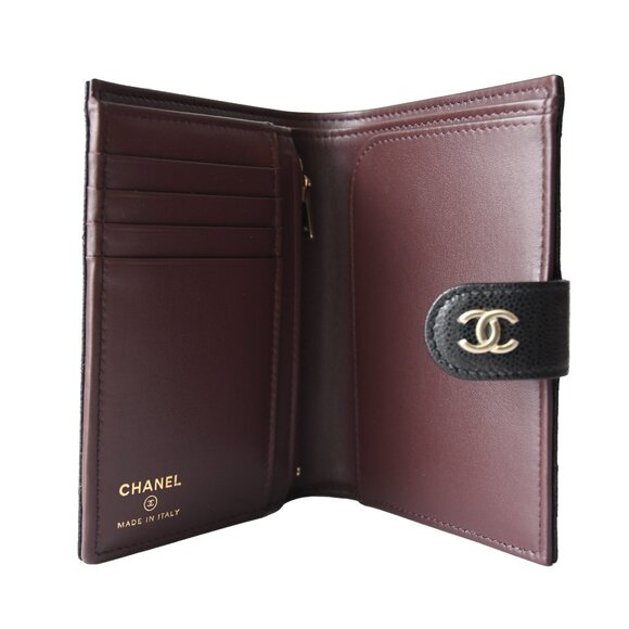Chanel CC Caviar Quilted Passport Holder Wallet Black - Picture 2 of 3